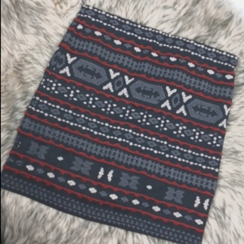 Willow & Clay Tribal Knit Mini Skirt